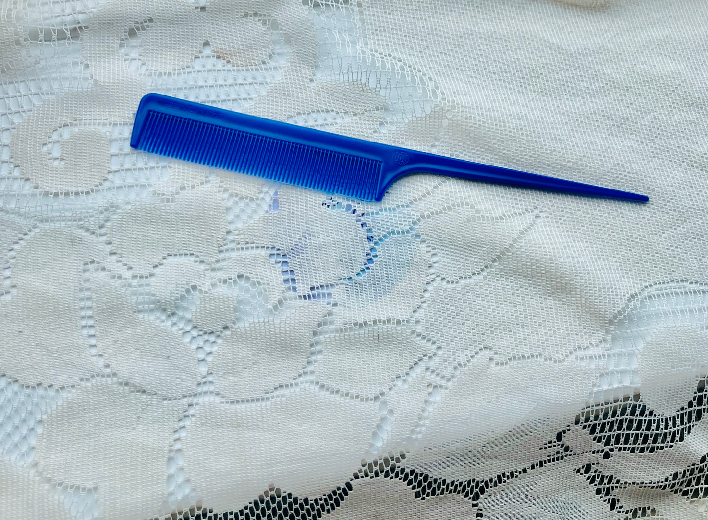 Blue Tail Comb